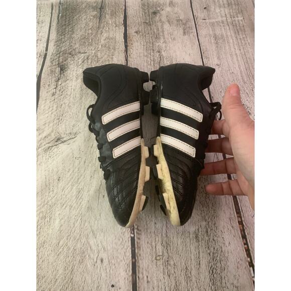 ADIDAS Unisex Kids Black/White Soccer Cleats / Size: 1.5 - Picture 2 of 7